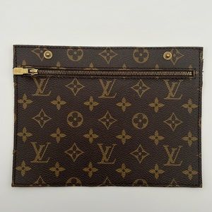 ❌SOLD❌ Louis Vuitton Monogram Randonee Pouch #2